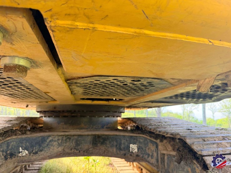 2019-deere-160g-lc-image-58