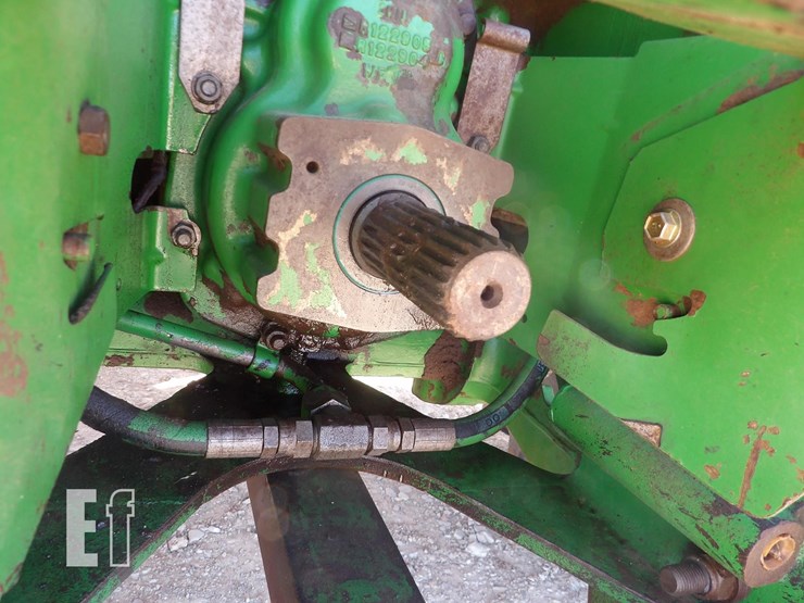 john-deere-8120-image-15