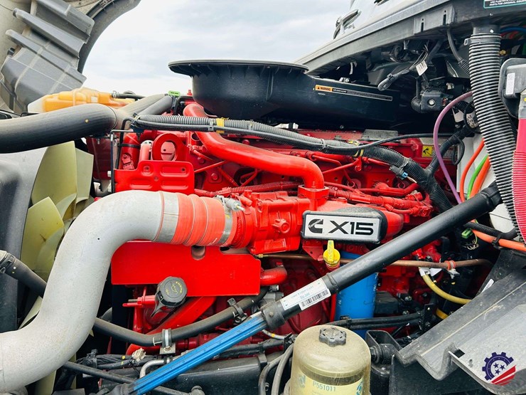 2024-international-lt62f-t/a-truck-tractor-image-70