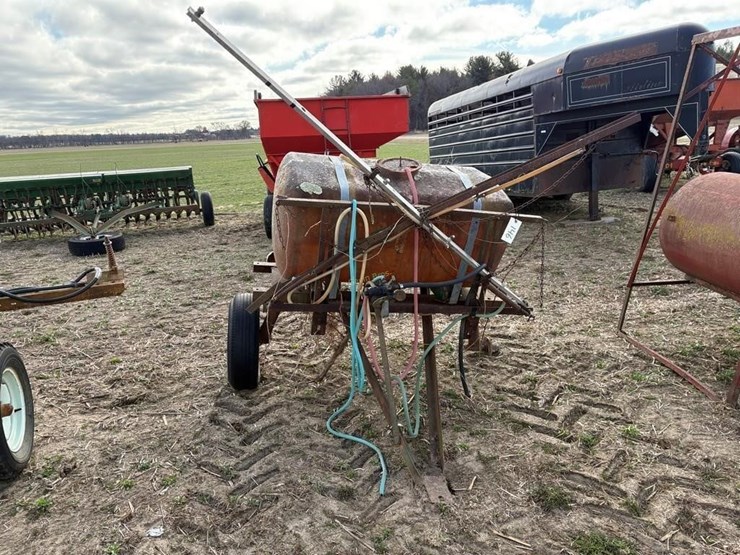 150gal-sprayer-21'-booms-image-1