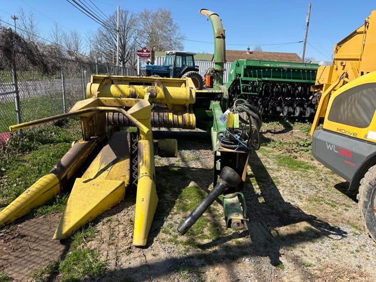 john-deere-3950-image-1