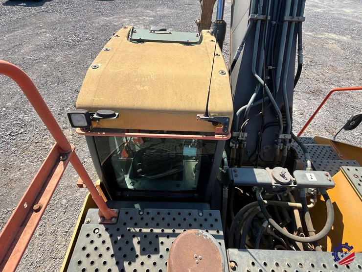 2017-volvo-ec300el-image-71