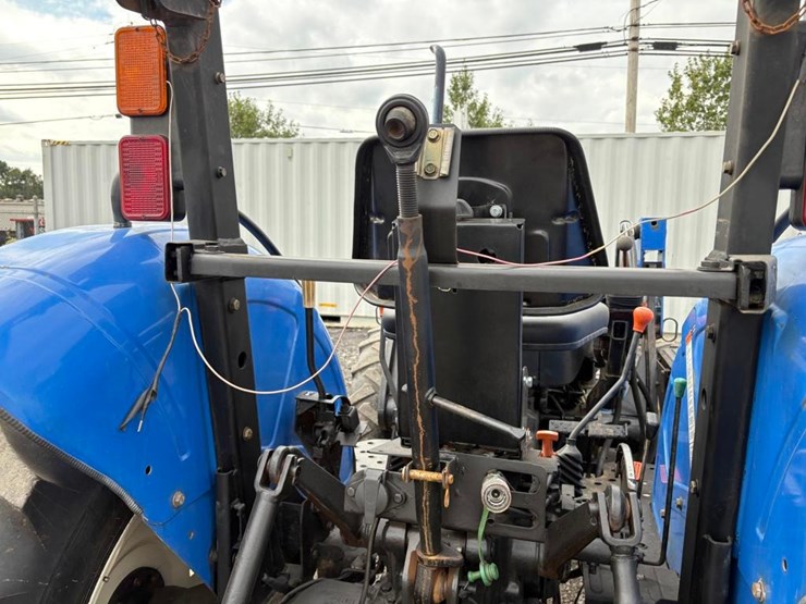 new-holland-45-image-14