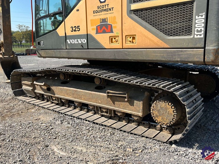 2017-volvo-ec300el-image-8