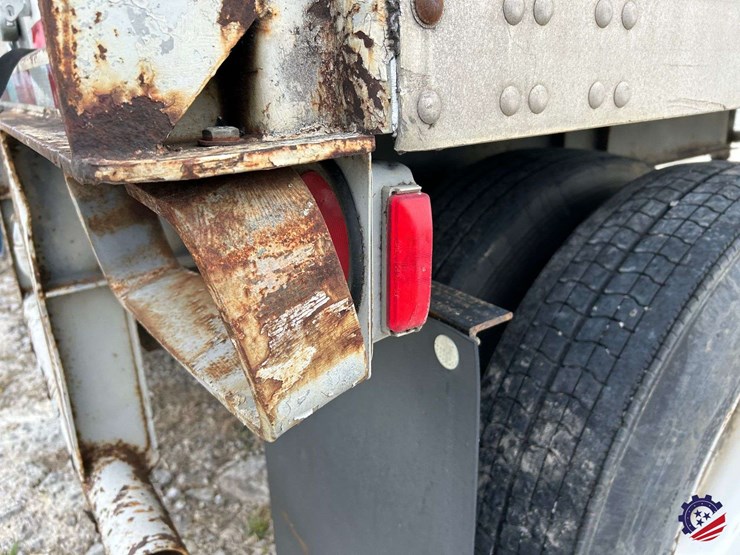 fruehauf-28ft-image-30