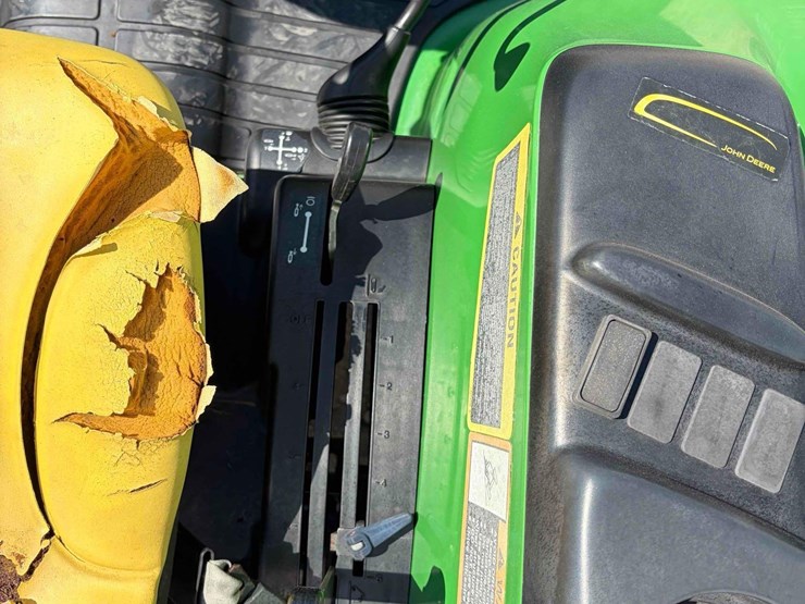 john-deere-4720-image-10