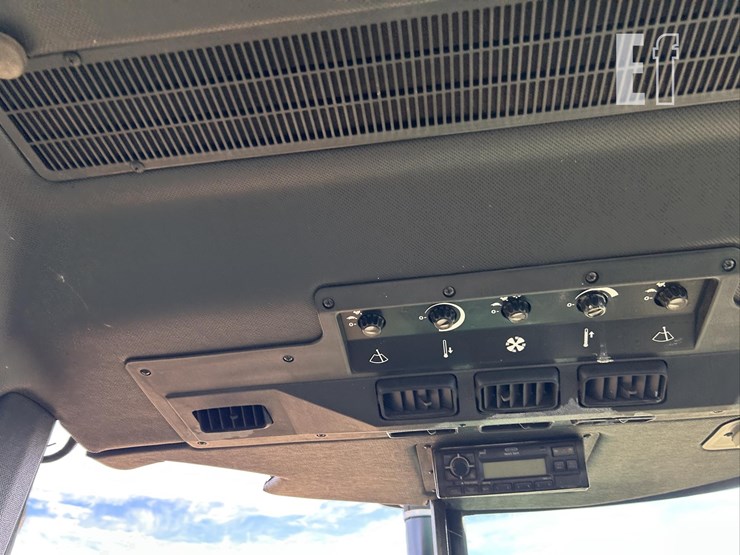 john-deere-4440-image-46