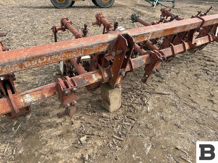 lilliston-rolling-cultivator-image-6