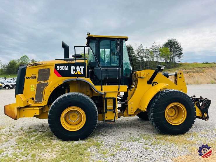 2019-caterpillar-950m-image-8