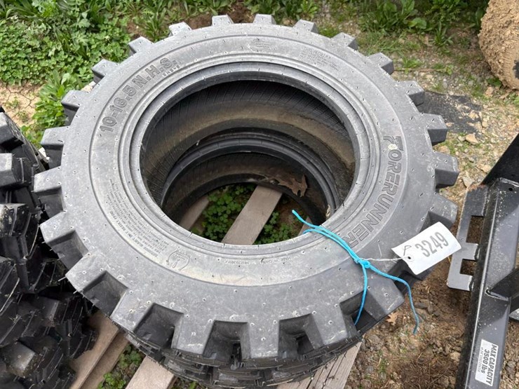 10-16.5-sks9-tires-(set-of-4)-image-3