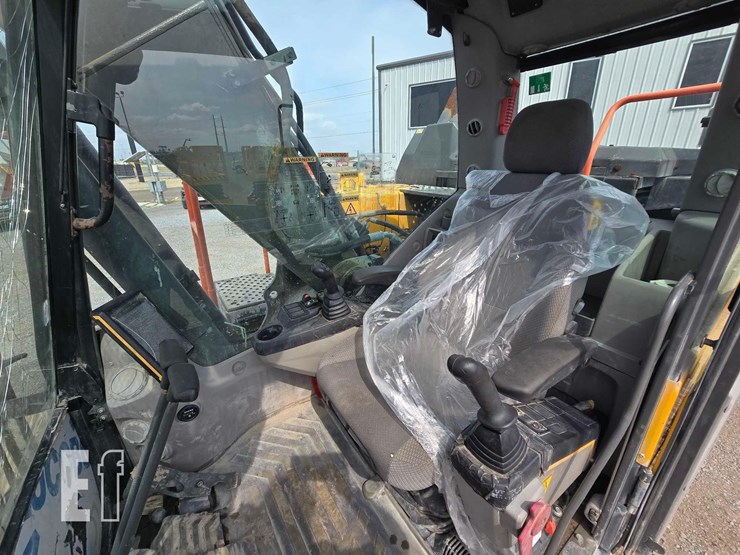 2019-volvo-ec160el-image-12