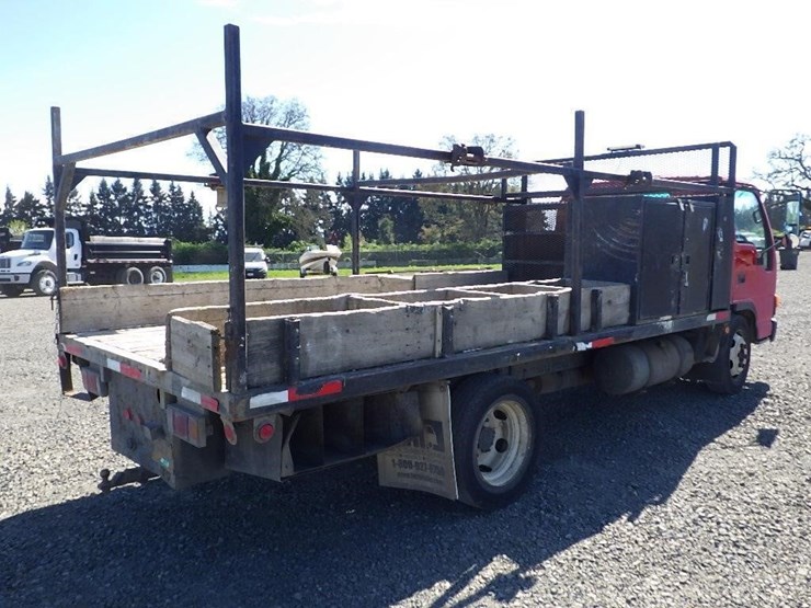 2000-isuzu-nqr-image-5