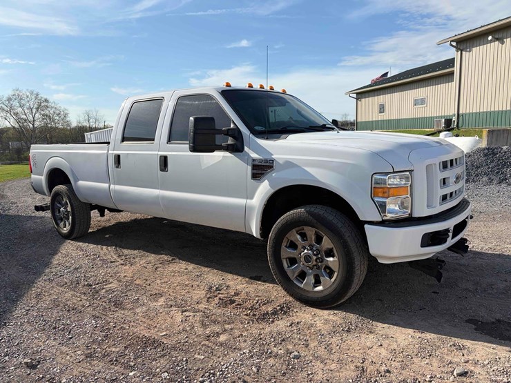 2010-ford-f350-xl-image-3
