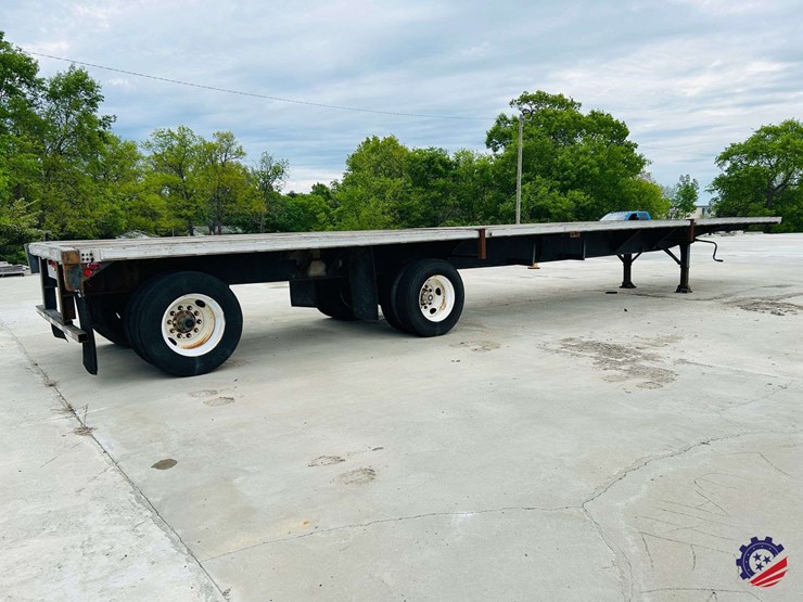 utility-flatbed-image-7