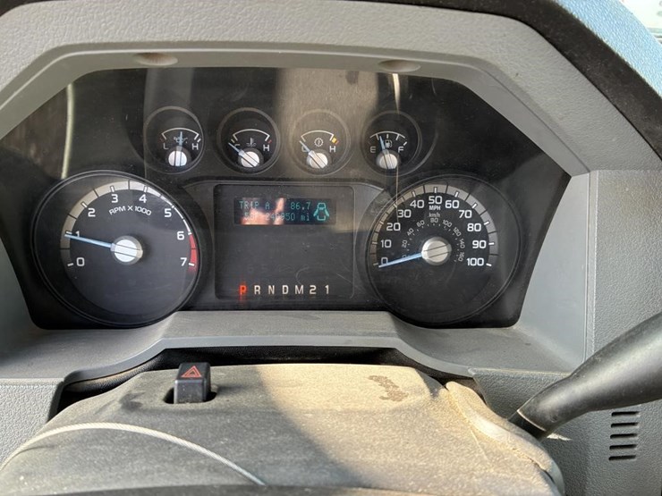 2011-ford-f250-image-15