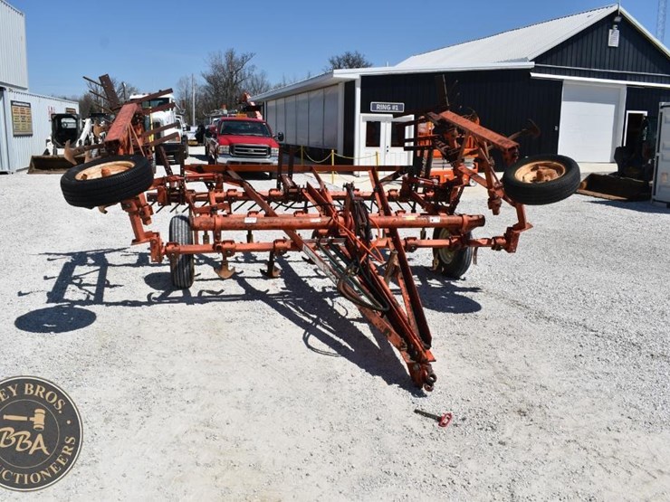 allis-chalmers-1200-image-12