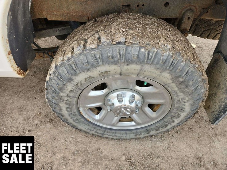 2017-dodge-2500-image-10