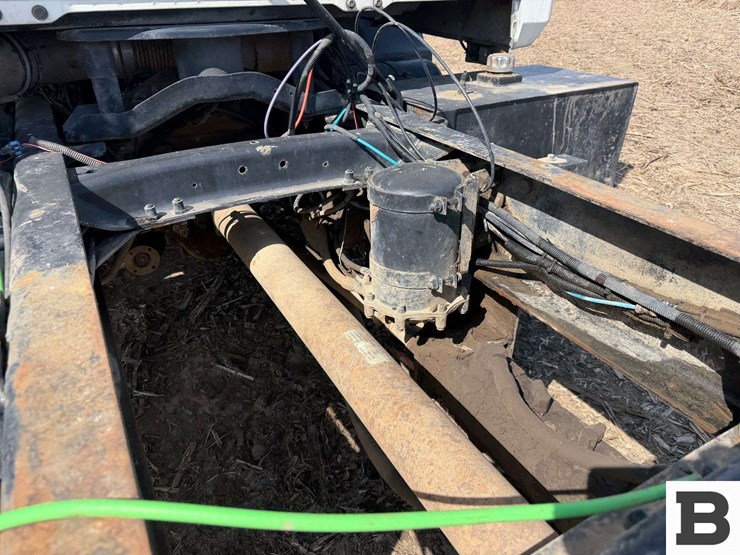 2000-mack-ch612-image-14