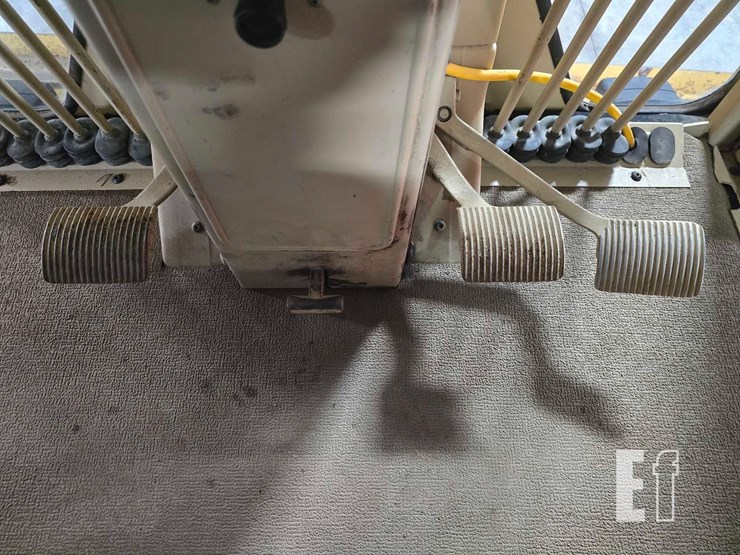 1996-caterpillar-140h-image-13