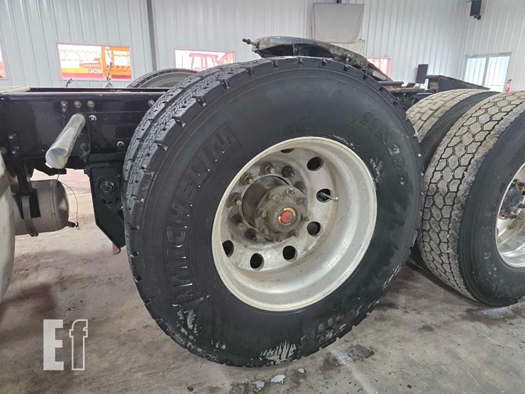 2020-mack-anthem-62t-image-19