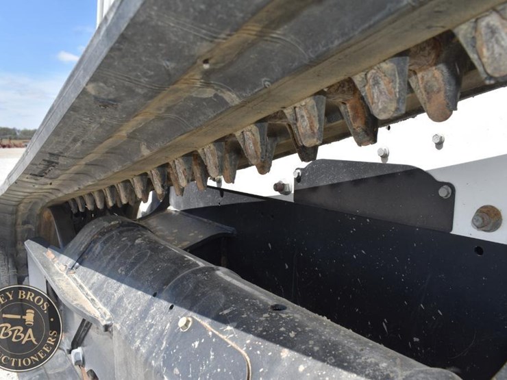 2023-bobcat-t770-image-24