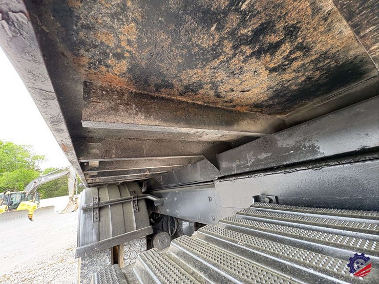 2007-international-sf525-t/a-dump-truck-image-48