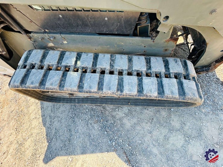 2018-caterpillar-299d2-image-23