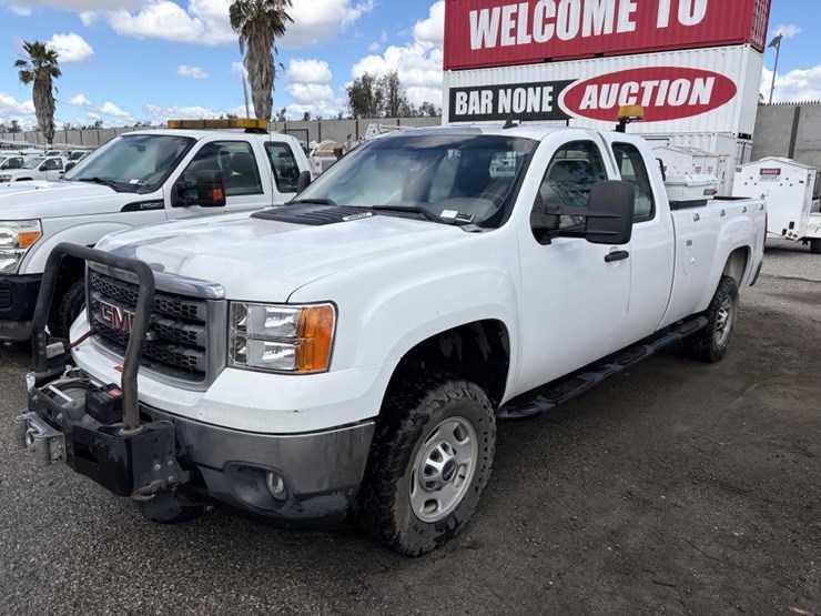 2012-gmc-sierra-2500-image-1