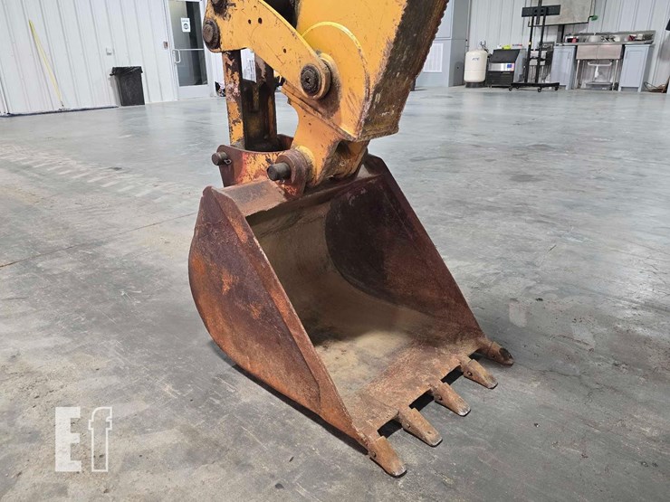 2007-caterpillar-420e-image-15