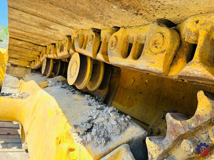 2022-komatsu-d65px-18-image-26