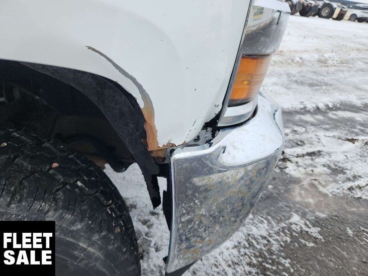 2018-chevrolet-silverado-3500hd-image-38