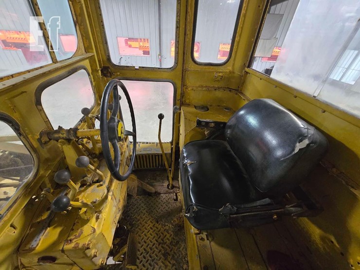 caterpillar-14e-image-15