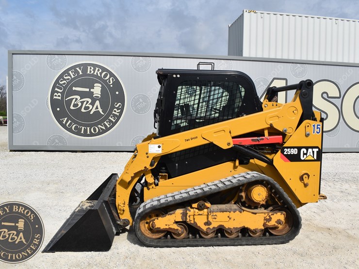 2017-caterpillar-259d-image-6