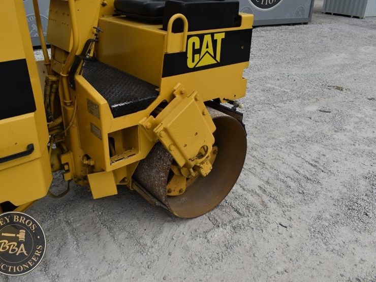 1999-caterpillar-cb-224c-image-12