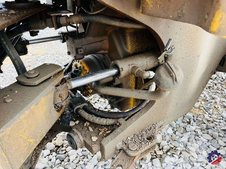 1995-caterpillar-it28f-image-24