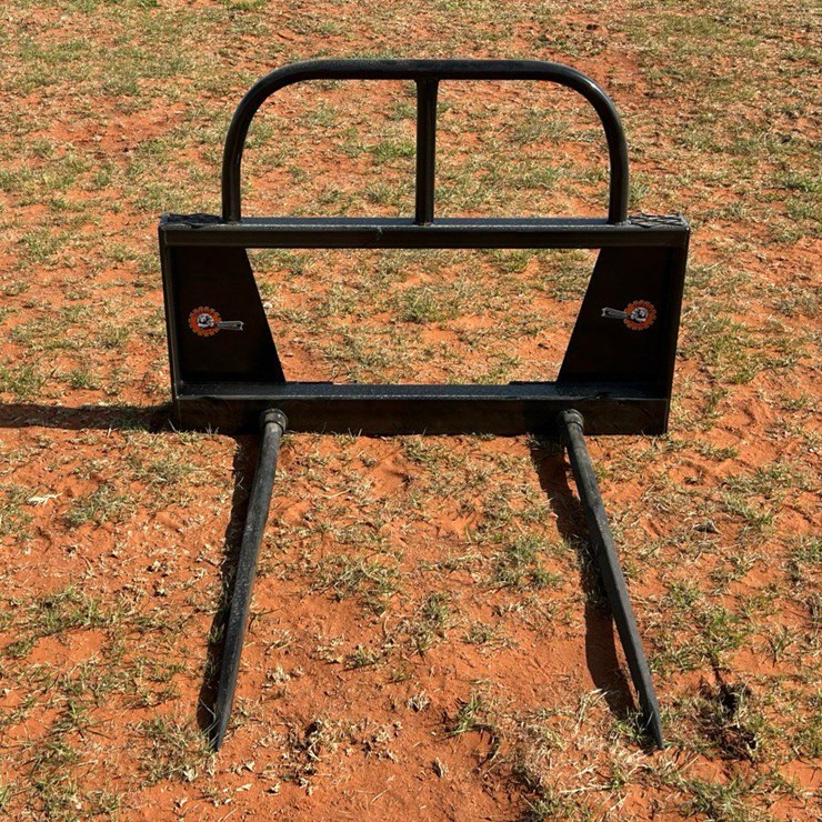 2026 Thiessen bale spear