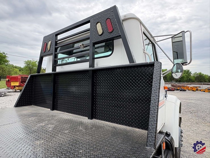 1993-international-4700-image-33