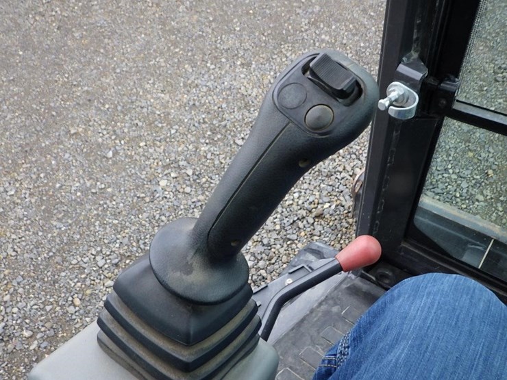 2020-bobcat-e26-image-42