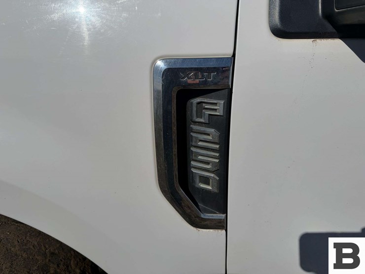 2019-ford-f250-image-16