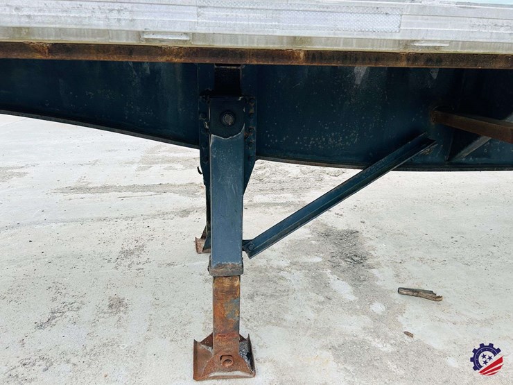 utility-flatbed-image-12