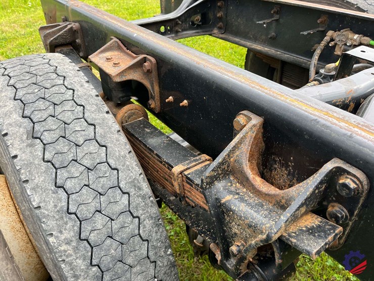 2006-ford-f750-image-23