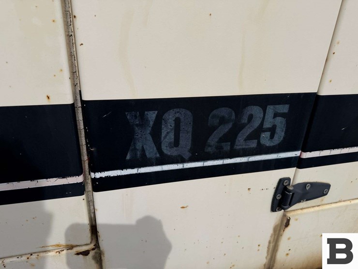 caterpillar-xq225-image-12