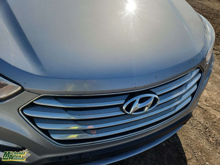 2015-hyundai-santa-fe-image-33