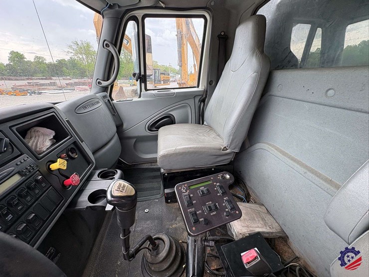 2007-international-sf525-t/a-dump-truck-image-75