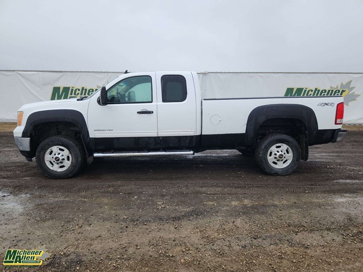 2011-gmc-sierra-2500hd-image-5