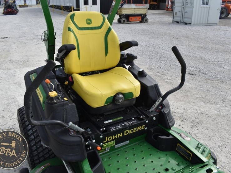 2024-john-deere-z930m-image-9