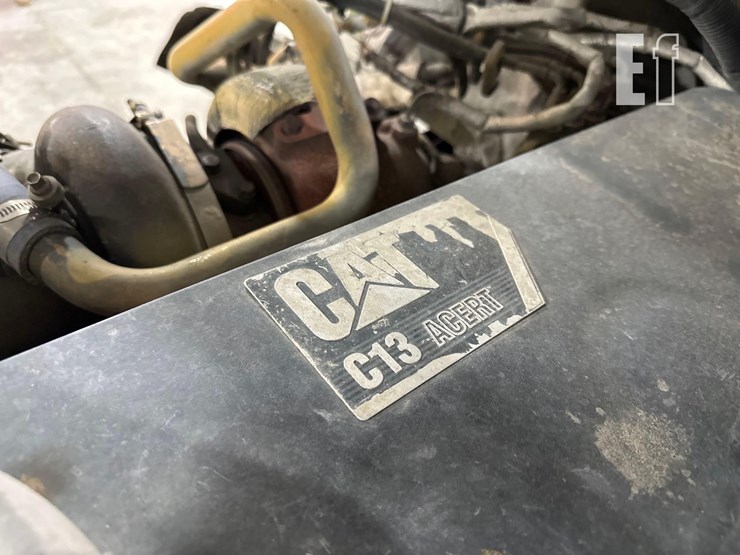 2008-peterbilt-386-image-29