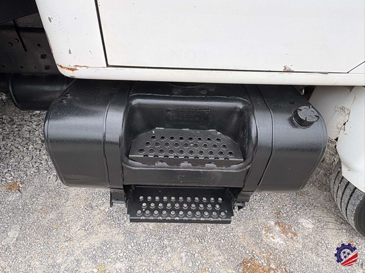 1993-international-4700-image-34