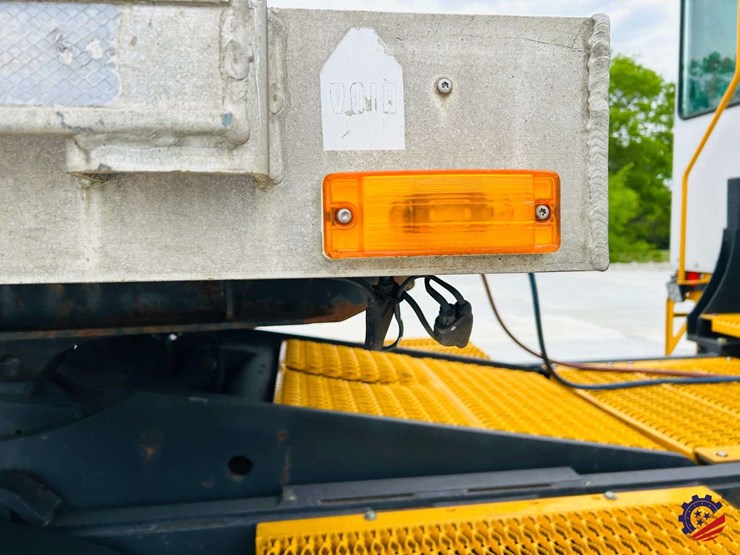 2000-transcraft-flatbed-trailer-t/a-flatbed-truck-image-34