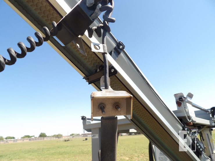 crust-buster-90960600-image-9